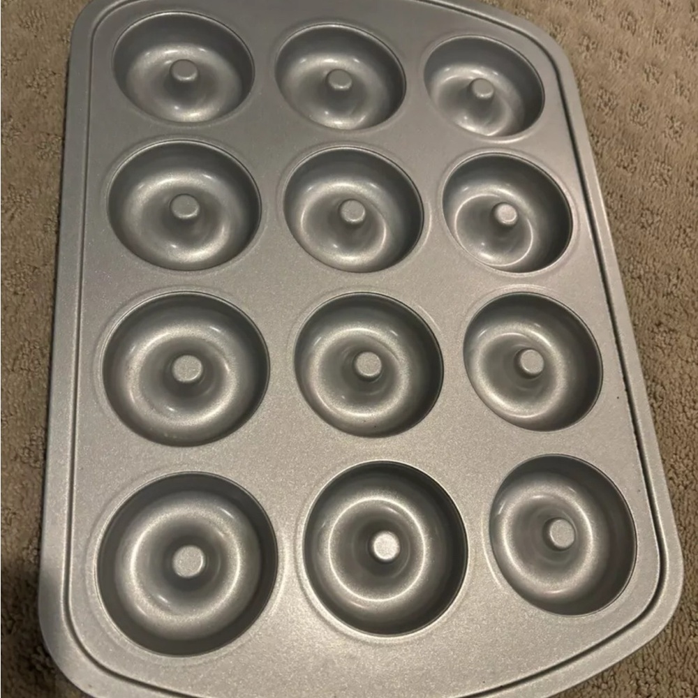 Pampered Chef Donut pan